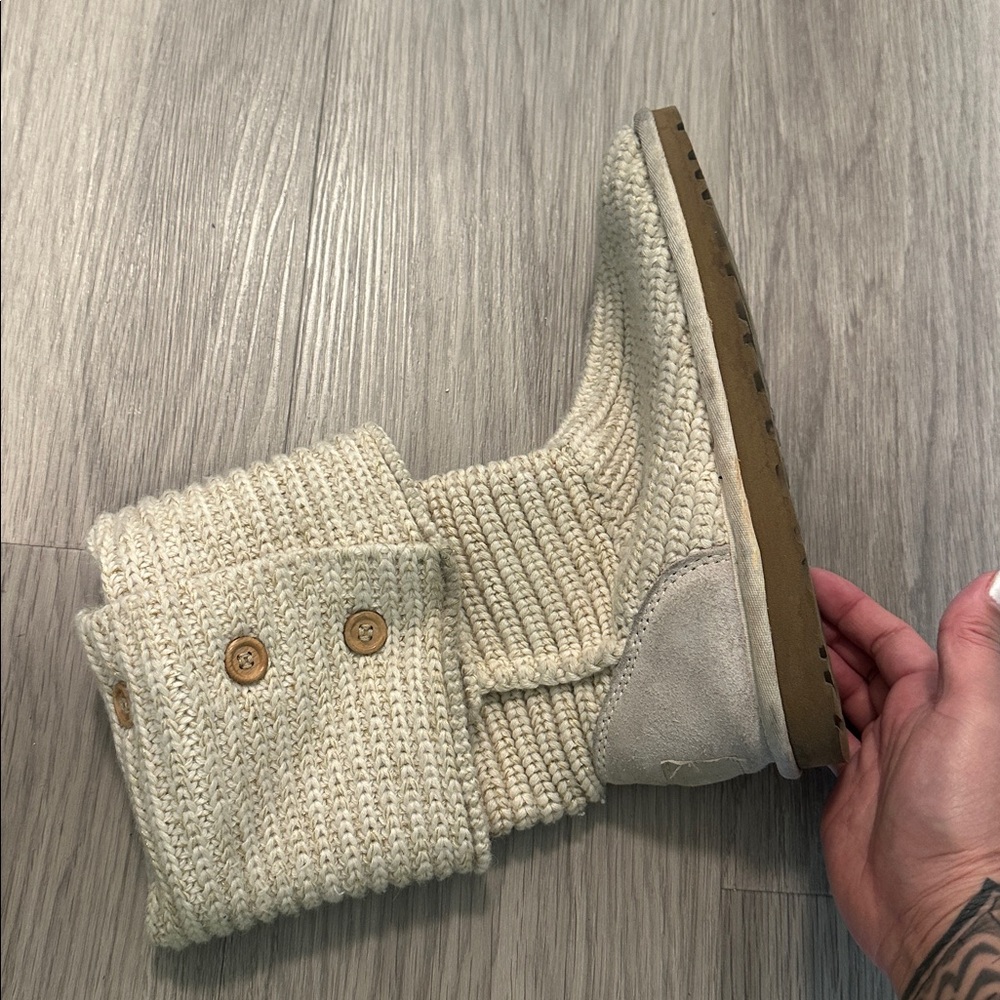 UGG Cream Knit Winter Boots - Picture 5 of 7